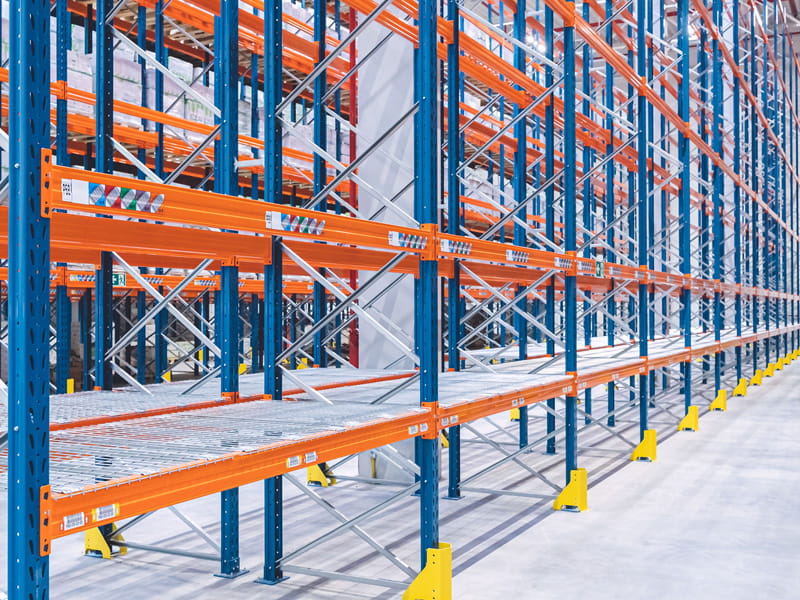 Palettenregalzeile