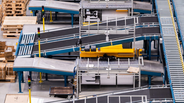 Fördertechnik für Kleinladungsträger